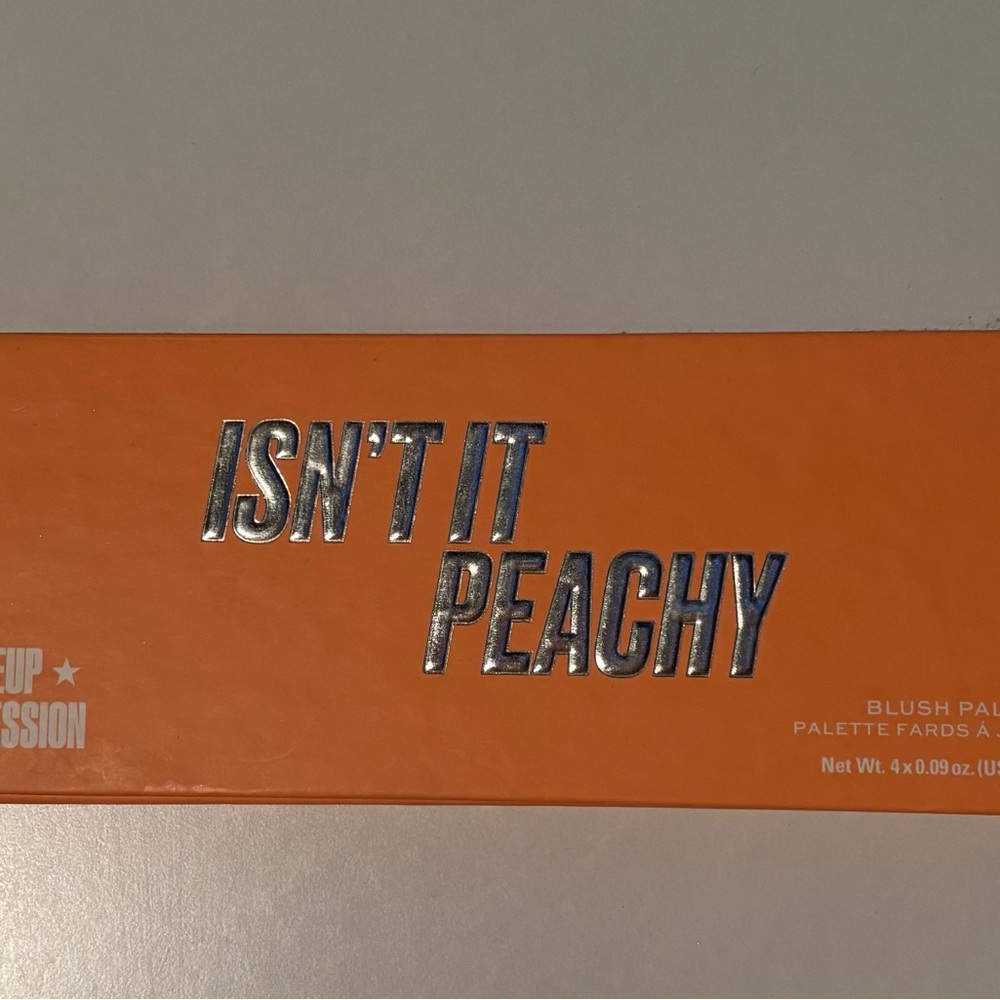 Isn't It Peachy Blush Palette